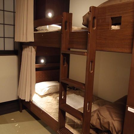 Space Hostel Токио Экстерьер фото