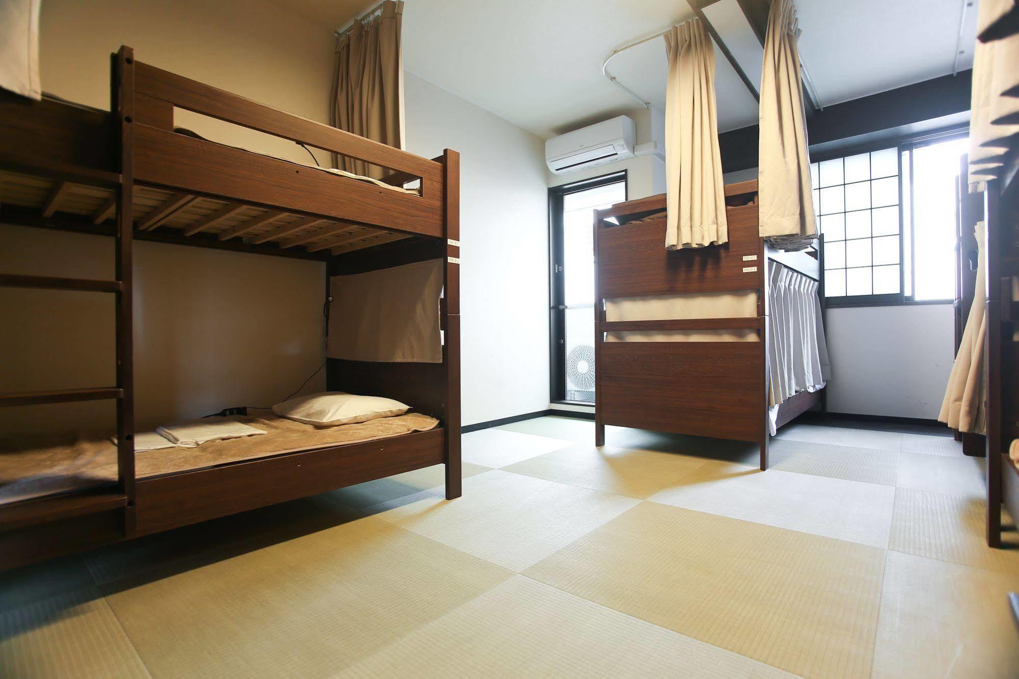 Space Hostel Токио Экстерьер фото