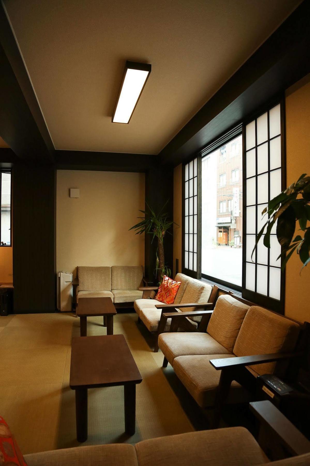 Space Hostel Токио Экстерьер фото